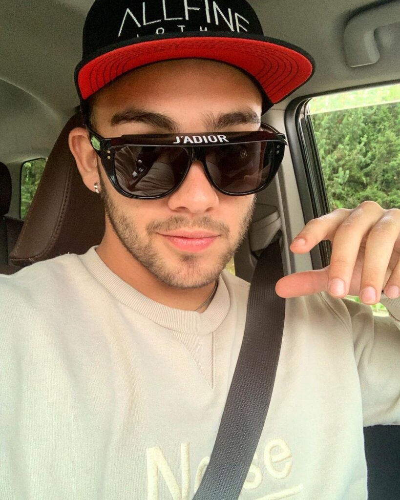 64678408 114922269779659 1206625375411510899 n